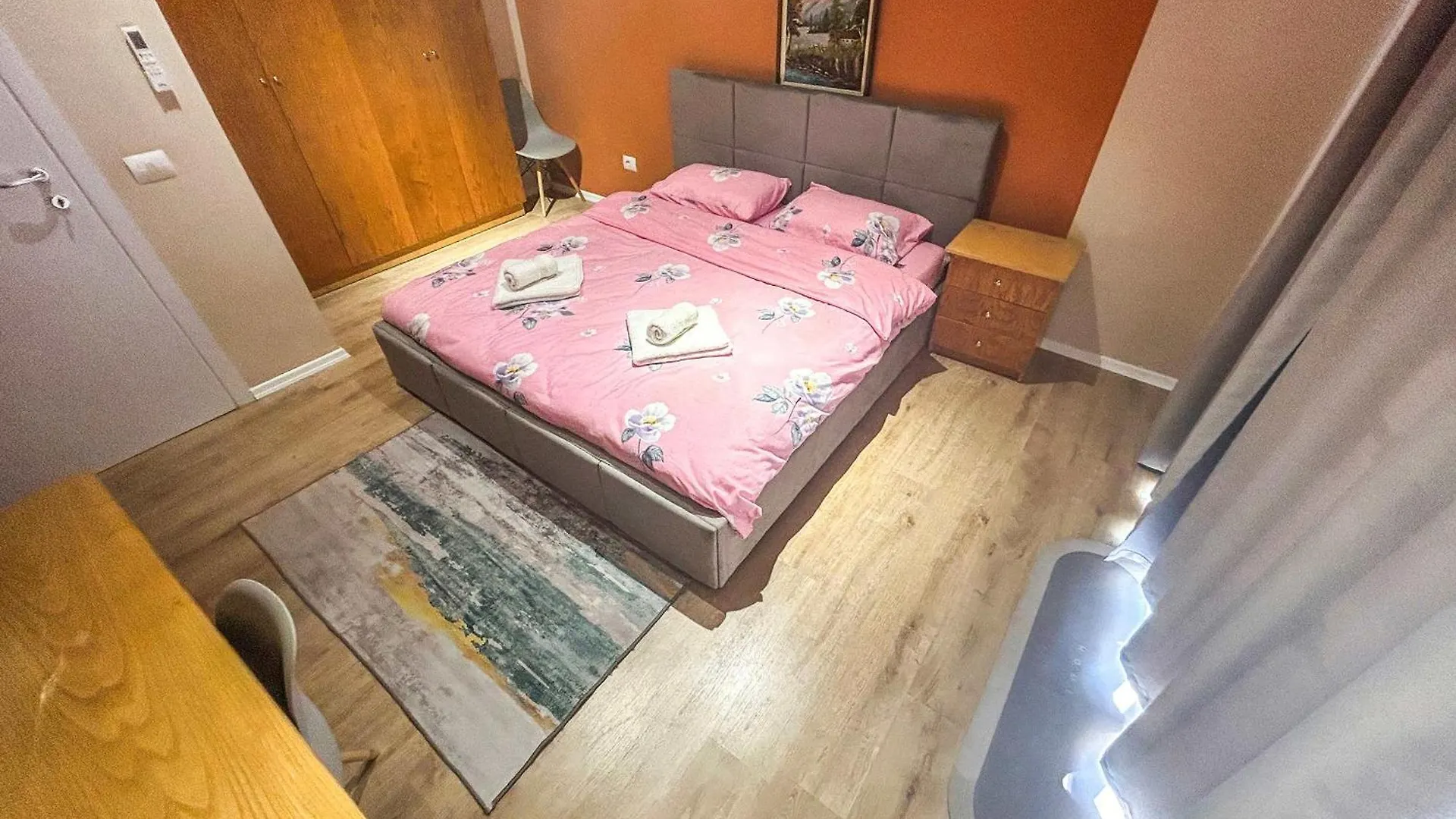 Apartment With A Terrace 1320 Durrës